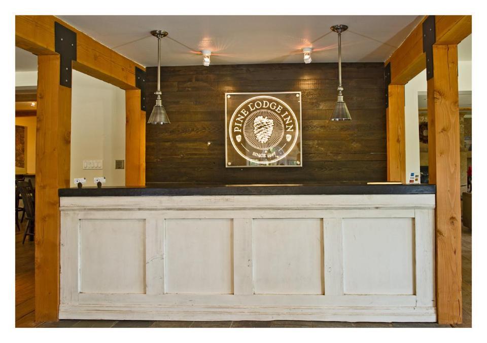 هانتسفيل Pine Lodge Muskoka المظهر الخارجي الصورة