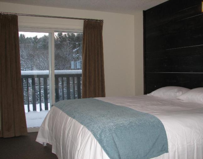 هانتسفيل Pine Lodge Muskoka الغرفة الصورة
