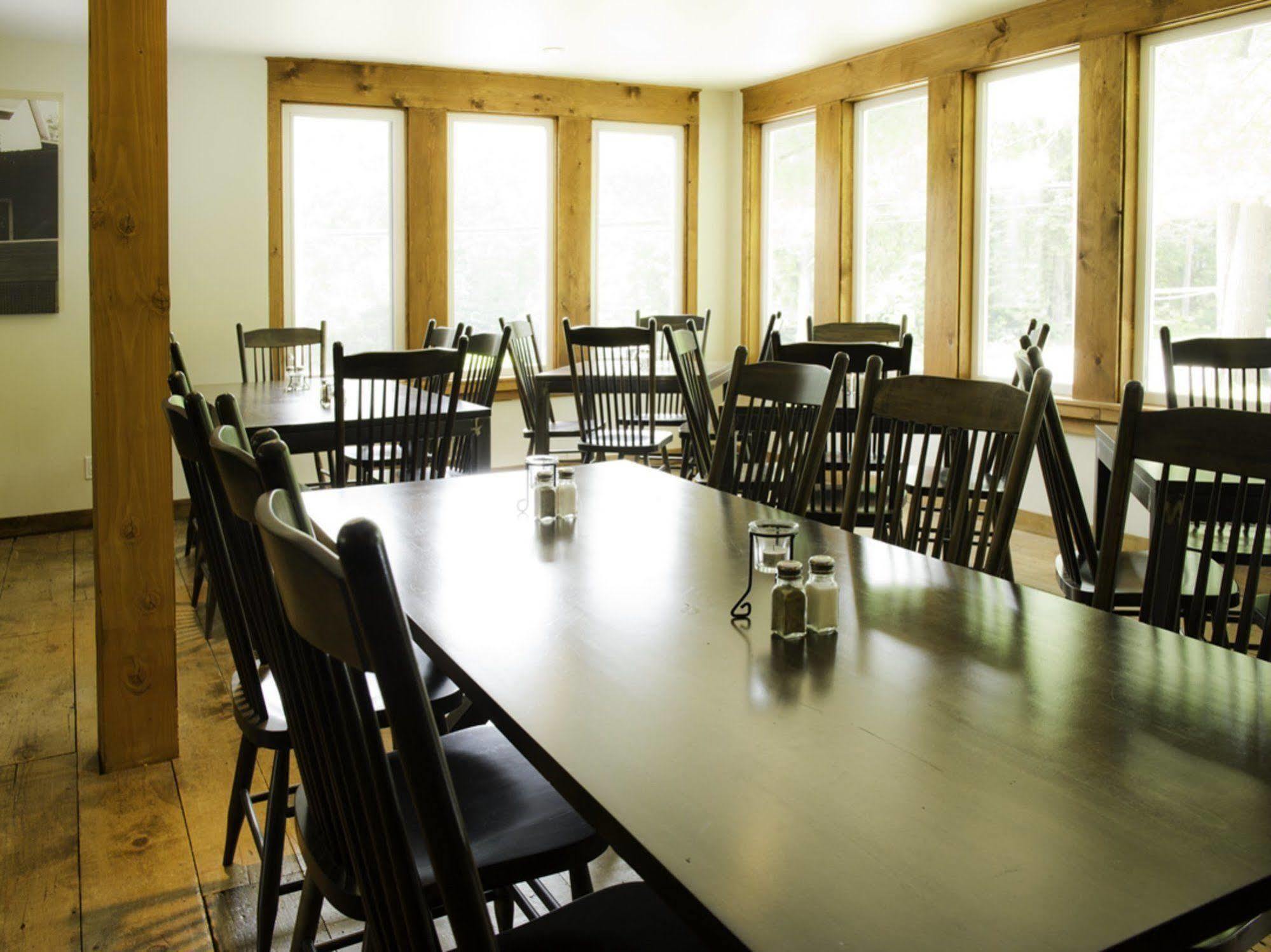 هانتسفيل Pine Lodge Muskoka المظهر الخارجي الصورة