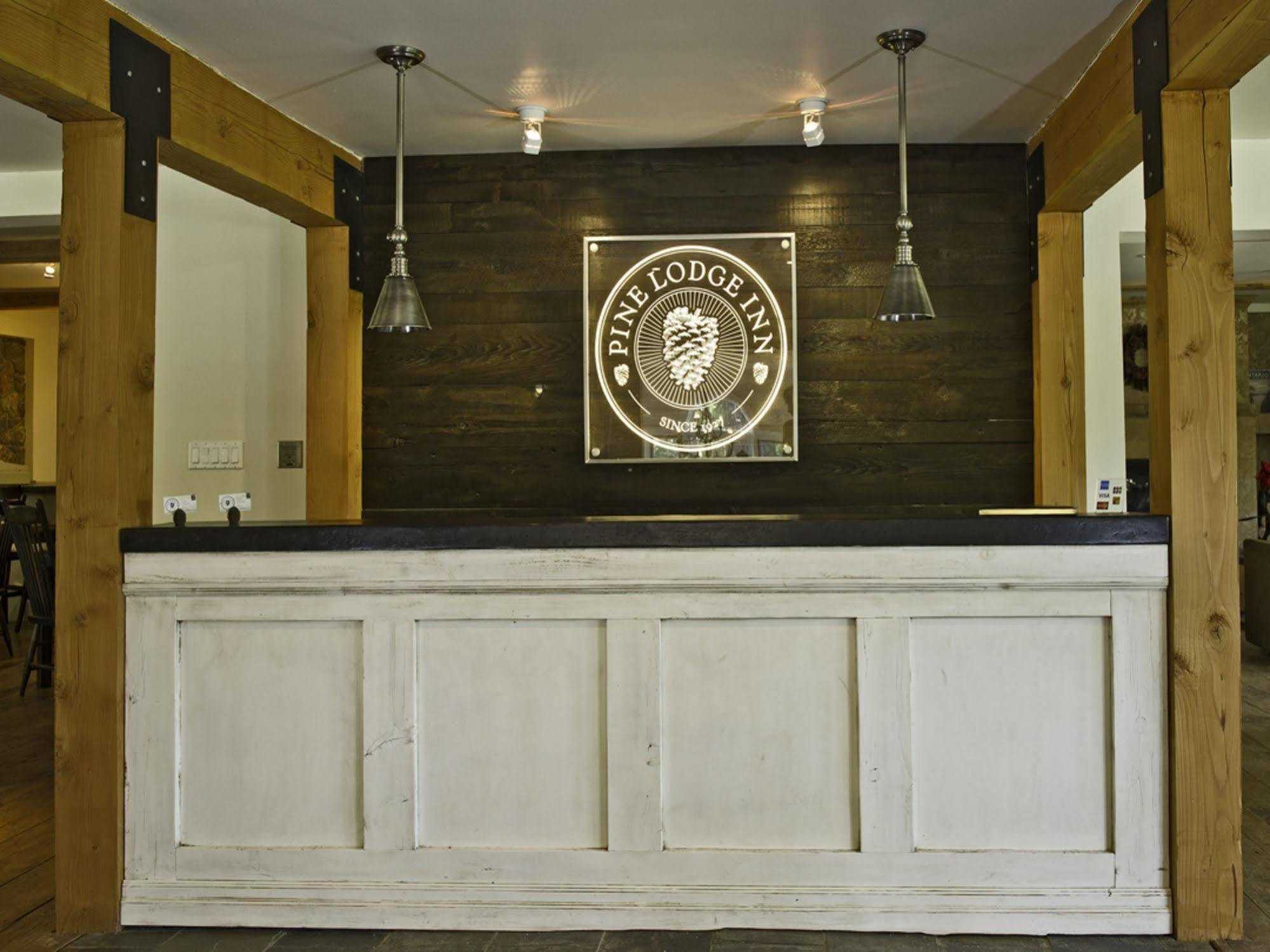 هانتسفيل Pine Lodge Muskoka المظهر الخارجي الصورة